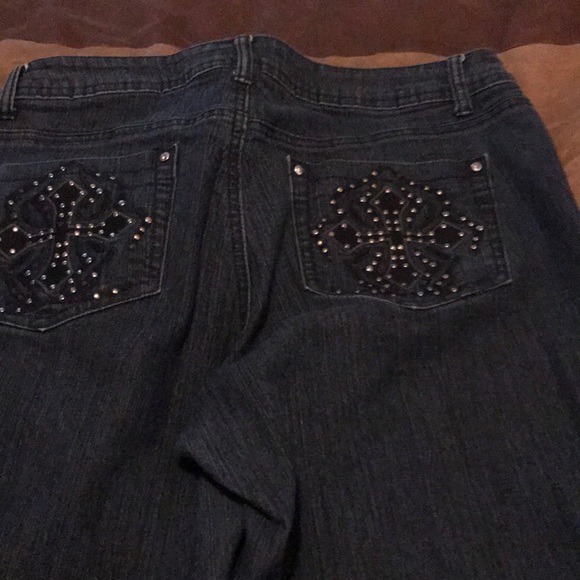 Jeans - Picture 2 of 2